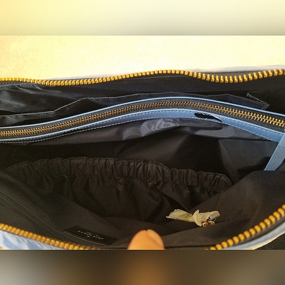 Kate Spade Serena Daycation Whale Printed Baby Bag With Changing Pad - Picture 4 of 8